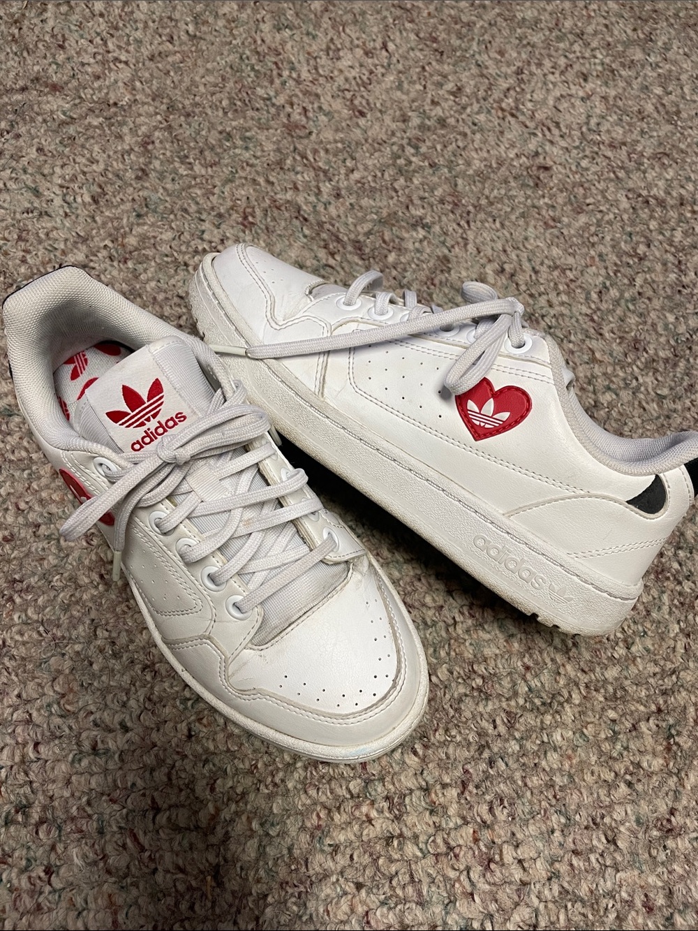 adidas ny 90 valentines edition White Sneakers with Red Heart Logo Accent